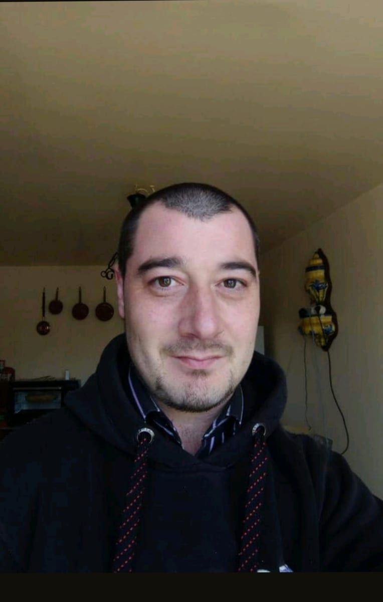 Habib - Rencontre gay à Vesin Profil de Habib, 35 ans, Rencontre gay à Vesin (Fribourg)
