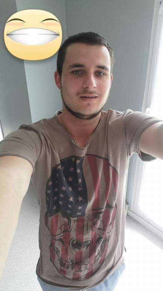 Lancelot - Rencontre gay à Portalban Profil de Lancelot, 34 ans, Rencontre gay à Portalban (Fribourg)