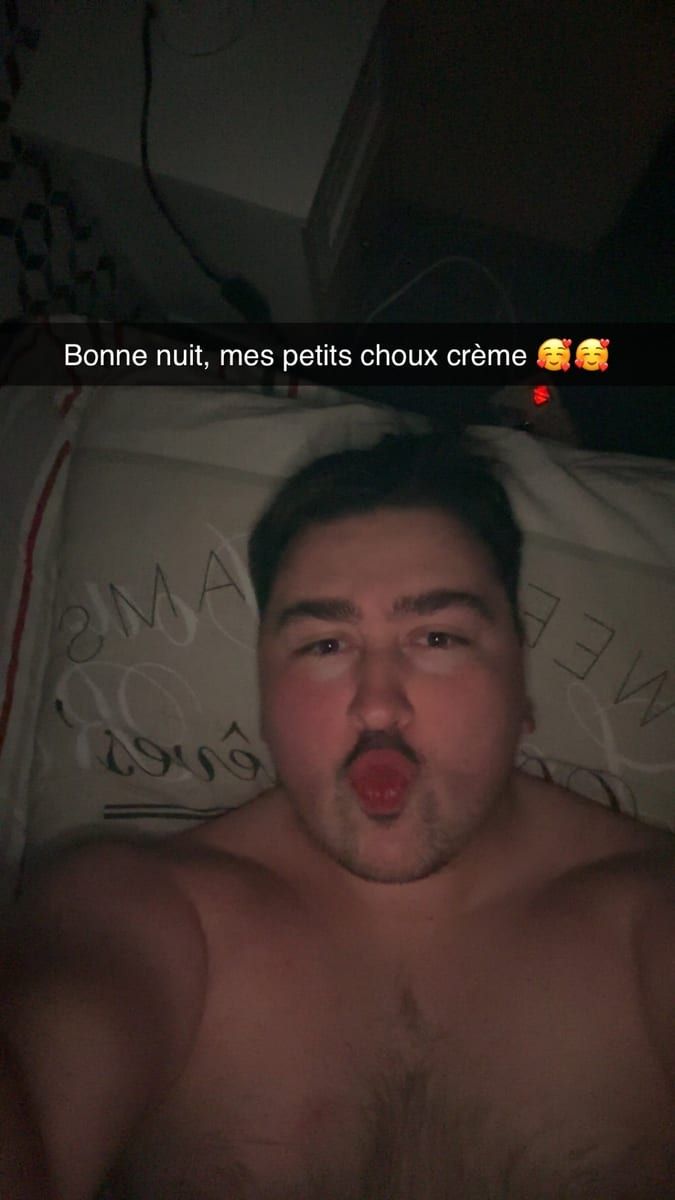 Oualid - Rencontre gay à Portalban Profil de Oualid, 22 ans, Rencontre gay à Portalban (Fribourg)