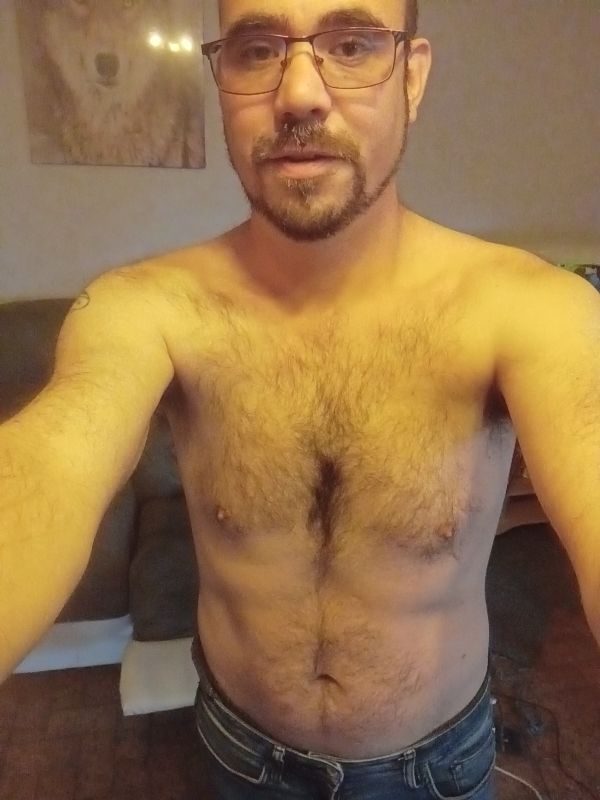 Wahel - Rencontre gay à Flamatt Profil de Wahel, 39 ans, Rencontre gay à Flamatt (Fribourg)