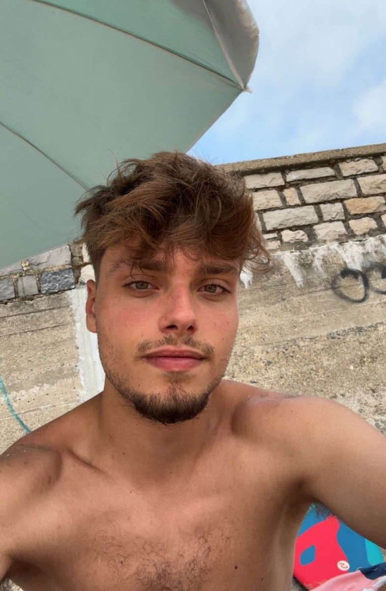 Yoen - Rencontre gay à Semsales Profil de Yoen, 26 ans, Rencontre gay à Semsales (Fribourg)