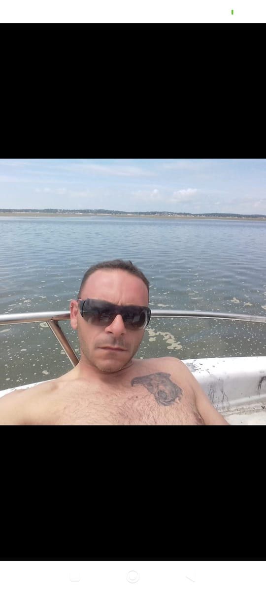 Profil de Amor, 32 ans, Rencontre gay à Magnedens (Fribourg)