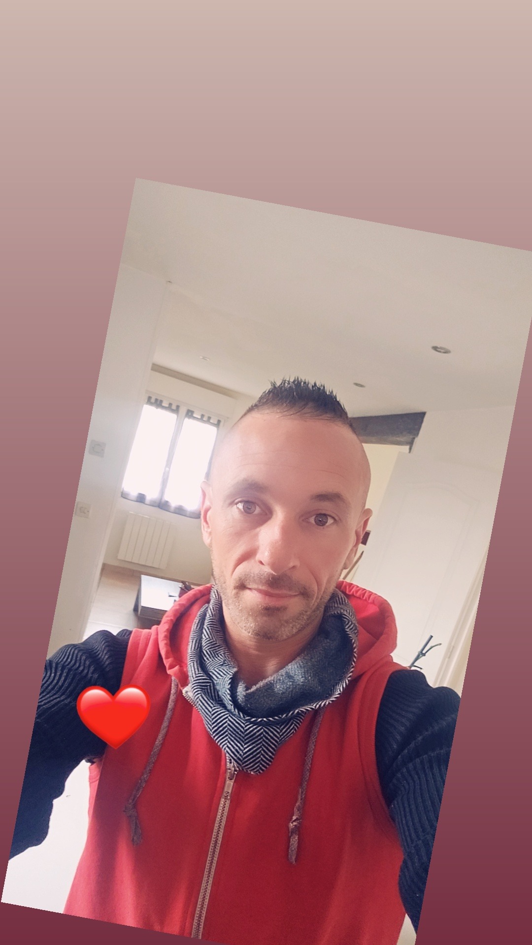 Cheickh - Rencontre gay à Vuisternens-devant-Romont Profil de Cheickh, 42 ans, Rencontre gay à Vuisternens-devant-Romont (Fribourg)