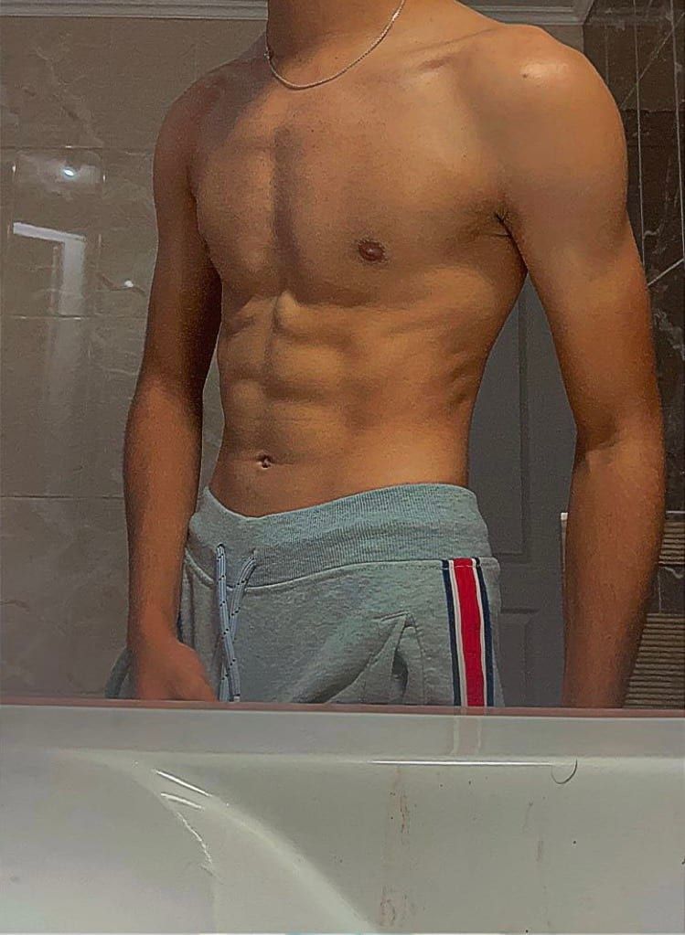 Bao - Rencontre gay à Surpierre Profil de Bao, 22 ans, Rencontre gay à Surpierre (Fribourg)