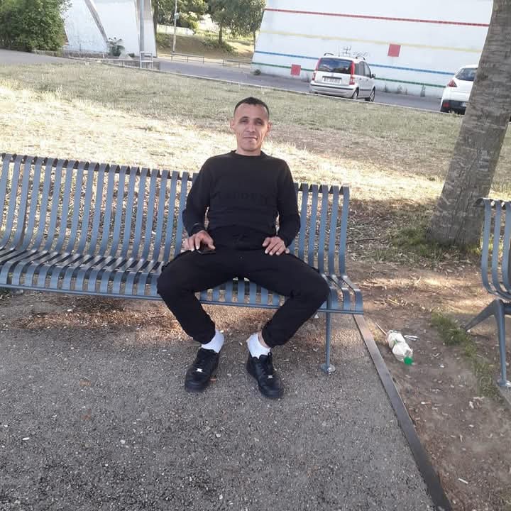 Ashok - Rencontre gay à Broc Profil de Ashok, 26 ans, Rencontre gay à Broc (Fribourg)