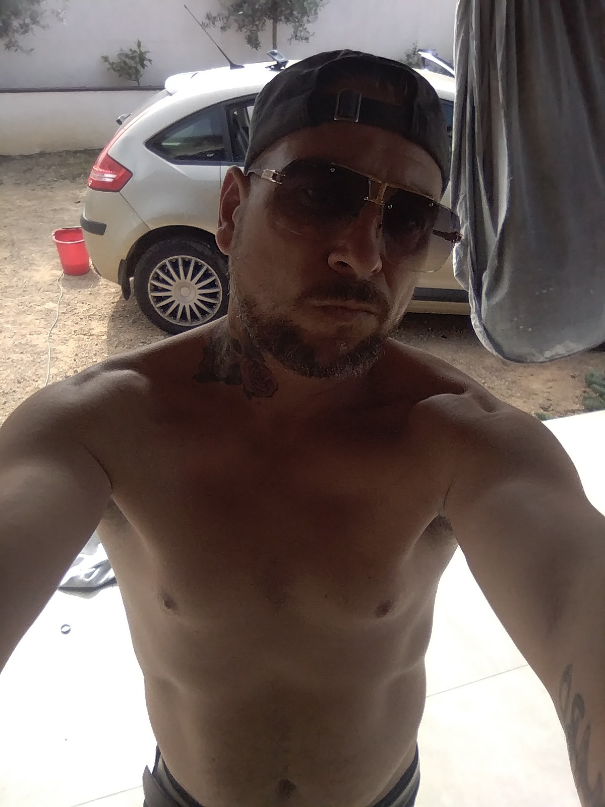 Saman - Rencontre gay à Wünnewil Profil de Saman, 24 ans, Rencontre gay à Wünnewil (Fribourg)