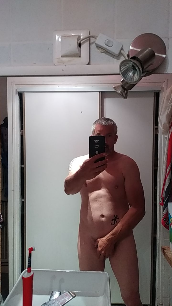 Thybo - Rencontre gay à Châtillon FR Profil de Thybo, 29 ans, Rencontre gay à Châtillon FR (Fribourg)