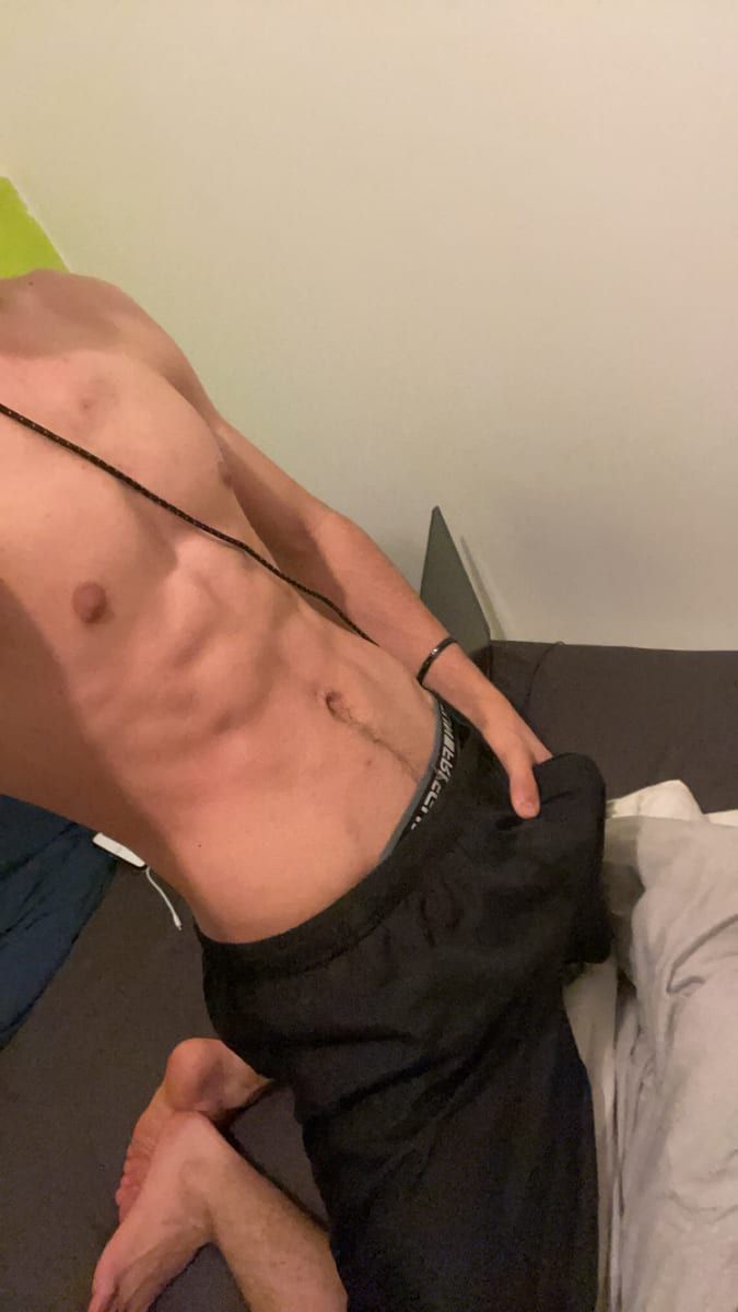 Profil de Abdoul, 25 ans, Rencontre gay à Grandvillard (Fribourg)